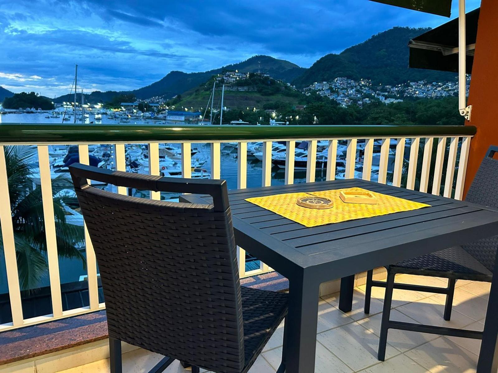 Flat Bijoux Frente Mar No Shopping Piratas , Com Estacionamento Gratuito Daire Angra dos Reis Dış mekan fotoğraf